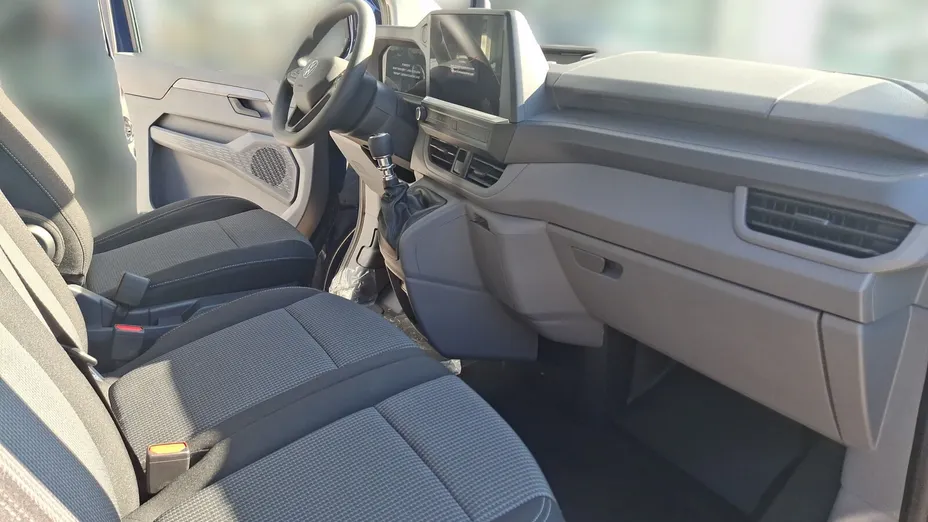 VOLKSWAGEN Transporter Transporter Kombi TDI L2H1 M1 Nowy