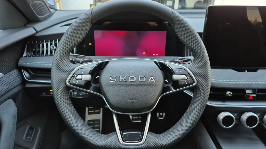 SKODA Superb Superb 2.0 TSI Sportline DSG Nowy