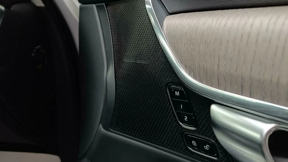 VOLVO V90 V90 CC D5 SCR AWD aut