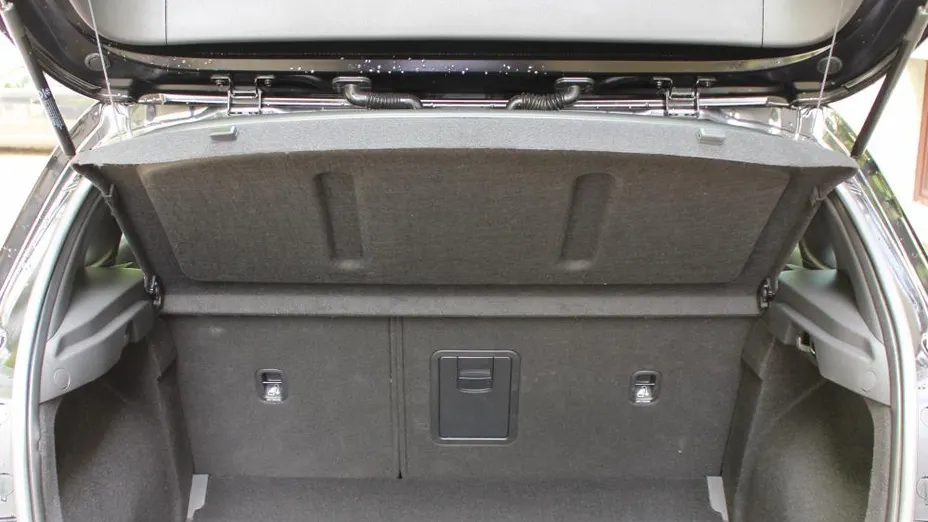 HYUNDAI i30 i30 1.5 T-GDI 48V Smart DCT