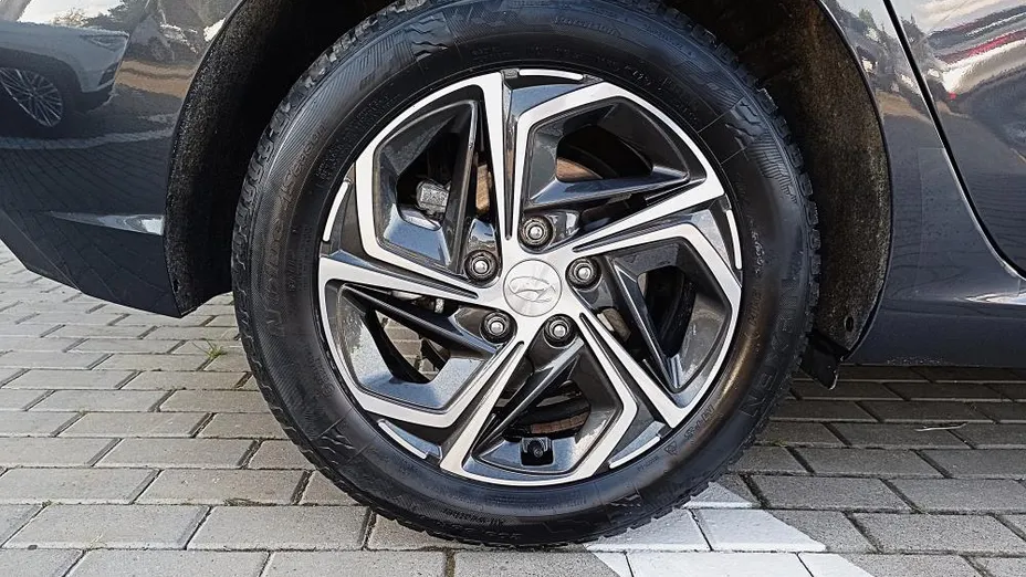 HYUNDAI i30 i30 1.5 T-GDI 48V Smart DCT