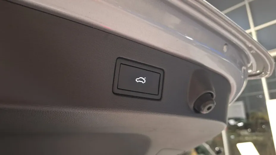 VOLKSWAGEN Arteon Arteon 2.0 TSI R-Line DSG