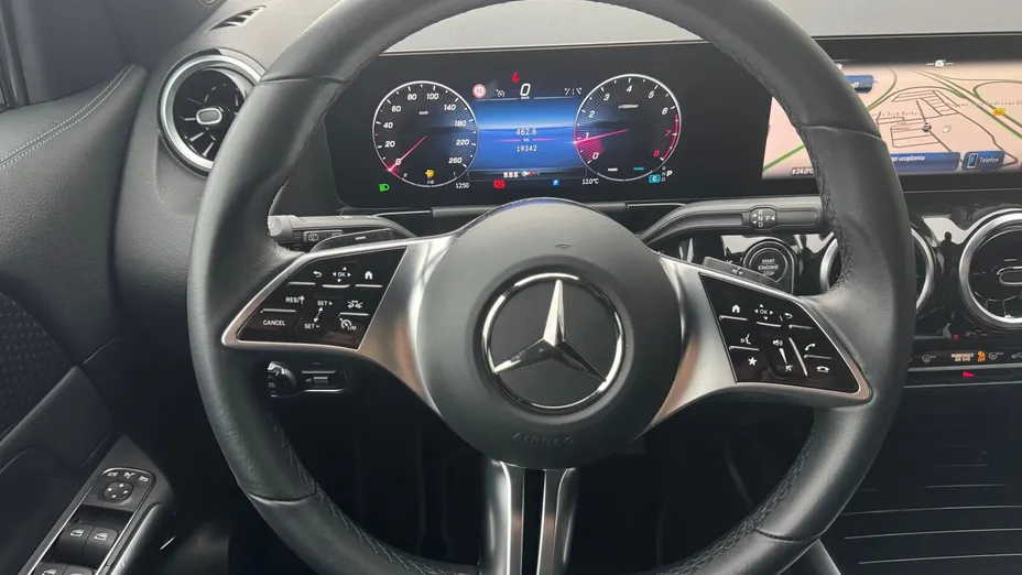 MERCEDES-BENZ GLA GLA 200 mHEV Progressive 7G-DCT