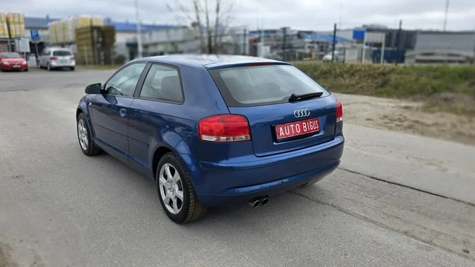 AUDI A3 -