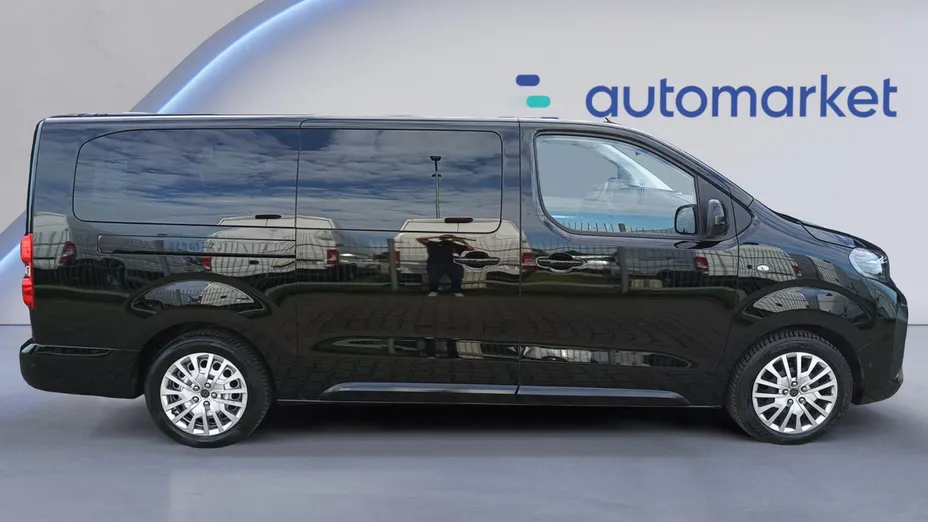 PEUGEOT Traveller Traveller 2.0 BlueHDi Long Business EAT8