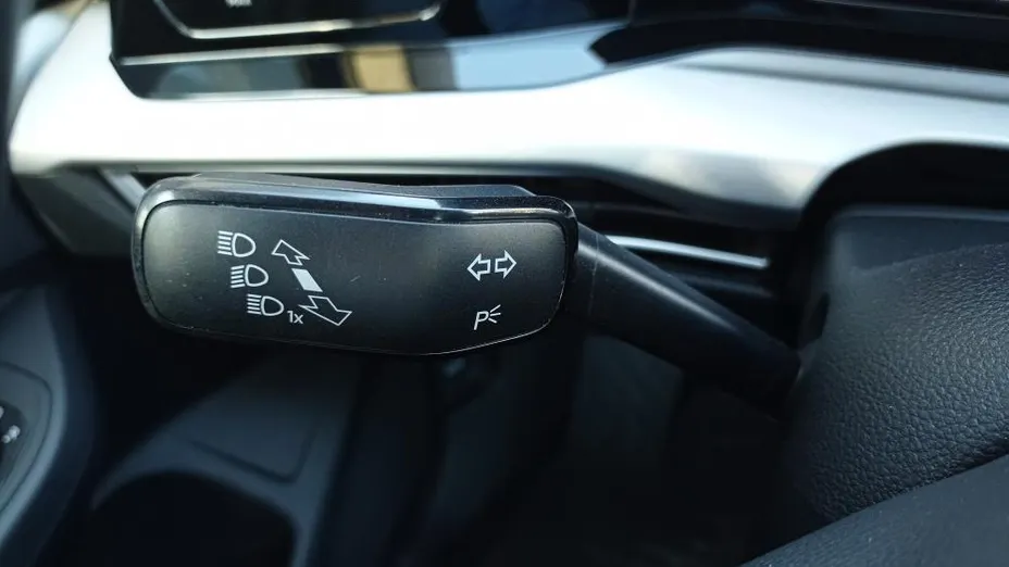 VOLKSWAGEN Golf Golf VIII 2.0 TDI Life