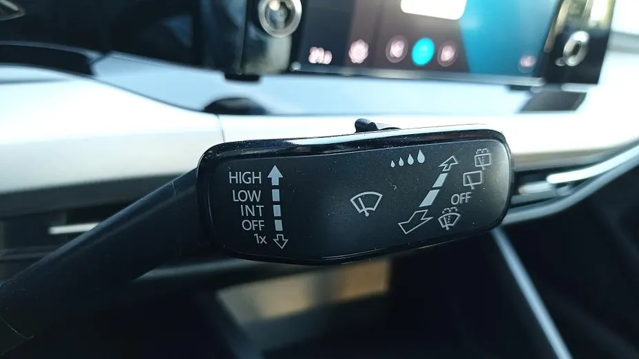 VOLKSWAGEN Golf Golf VIII 2.0 TDI Life