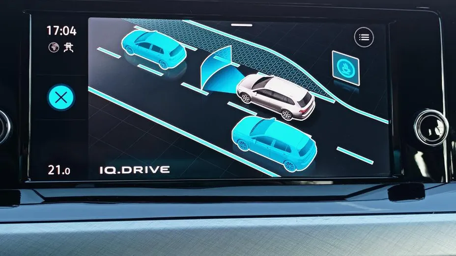 VOLKSWAGEN Golf Golf VIII 2.0 TDI Life