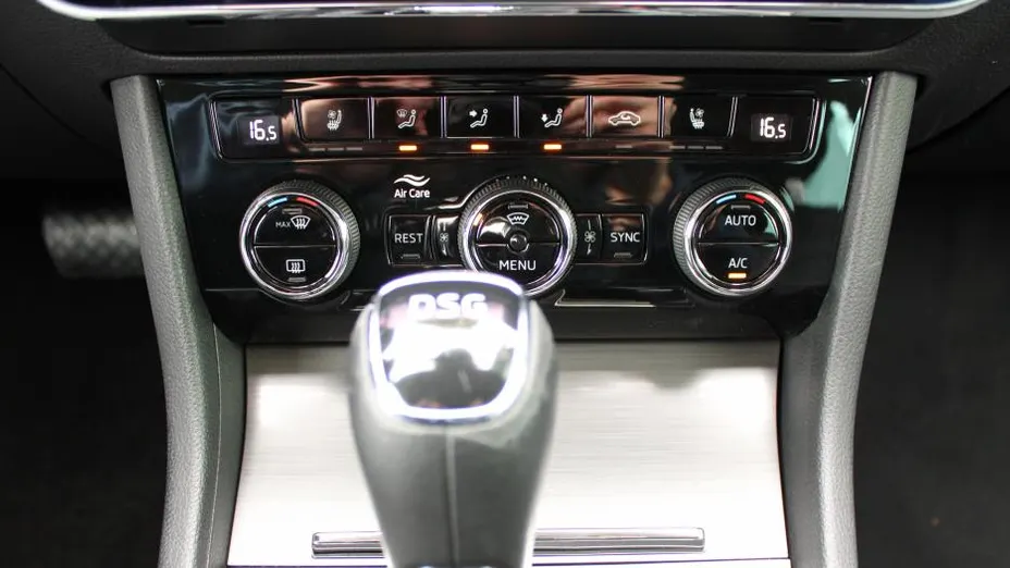 SKODA Superb Superb 2.0 TDI Style DSG7