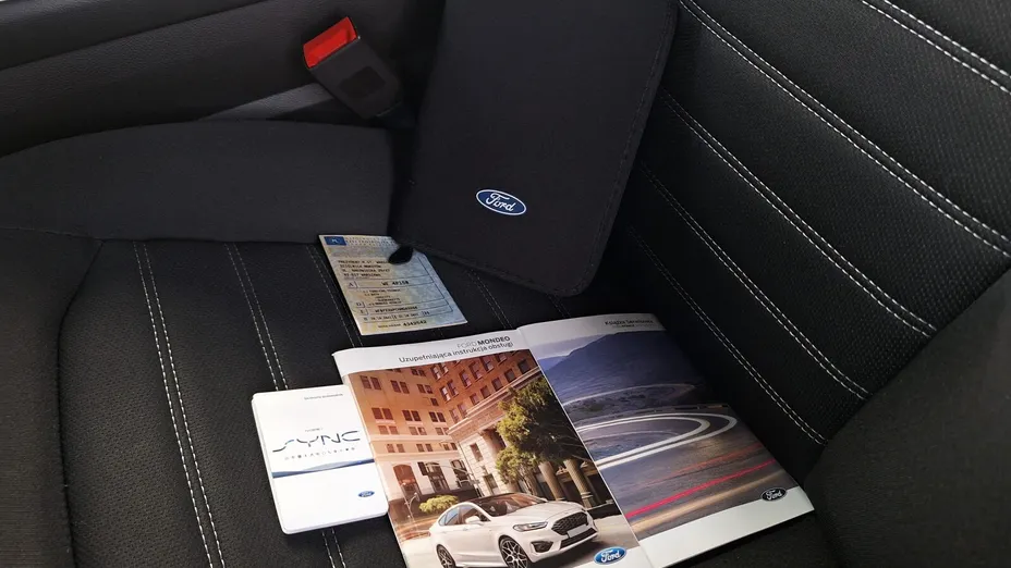 FORD Mondeo Mondeo 2.0 Hybrid Trend