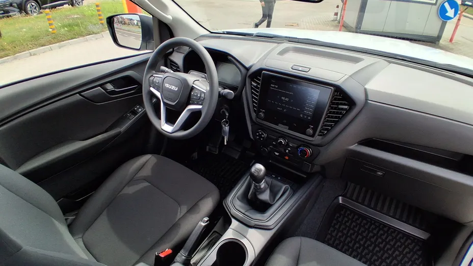 ISUZU D-Max D-Max 2.2 d SC L 4WD Nowy