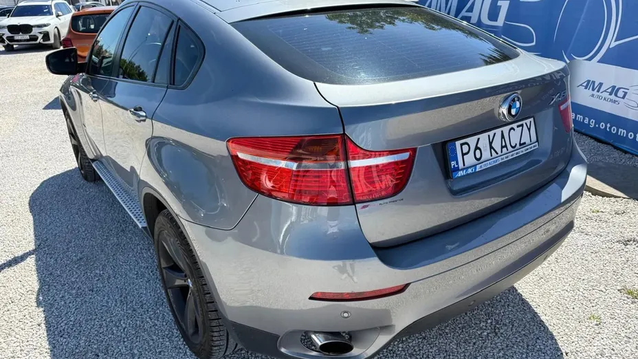 BMW X6 -