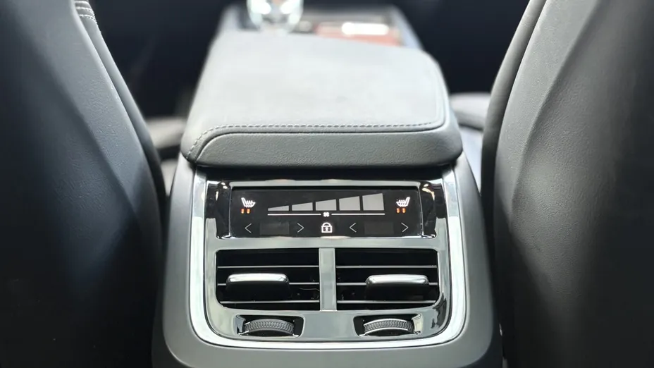 VOLVO XC60 XC60 B5 D AWD Ultimate Bright aut