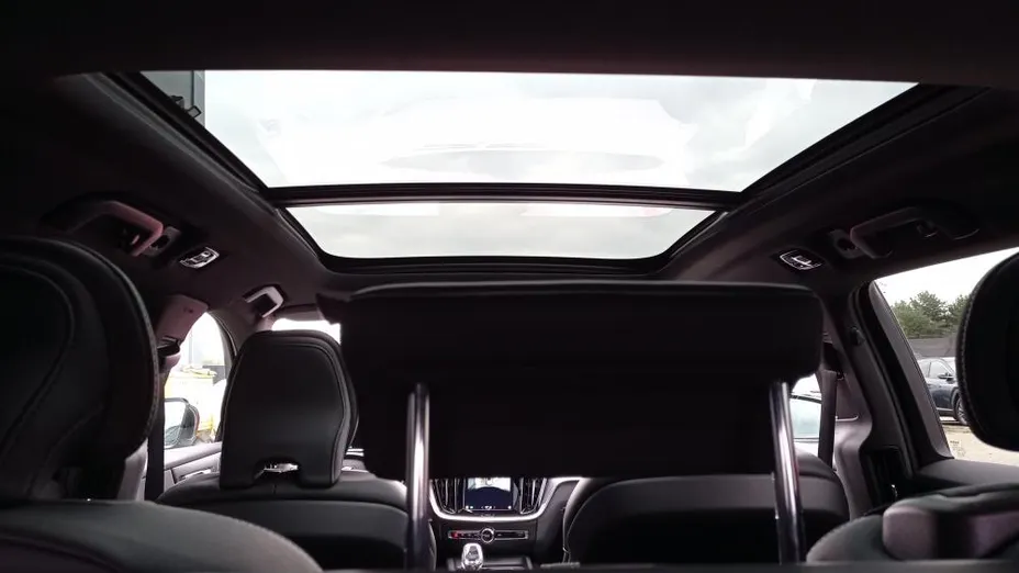 VOLVO V60 V60 B4 D Plus Dark aut