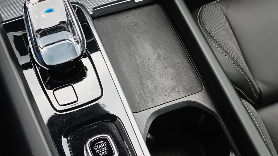 VOLVO V60 V60 B4 D Plus Dark aut