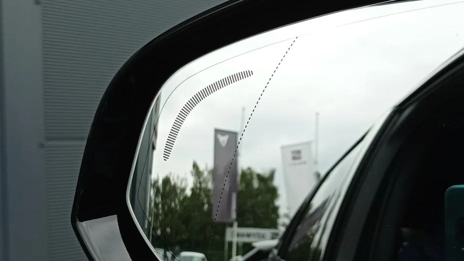 VOLVO V60 V60 B4 D Plus Dark aut