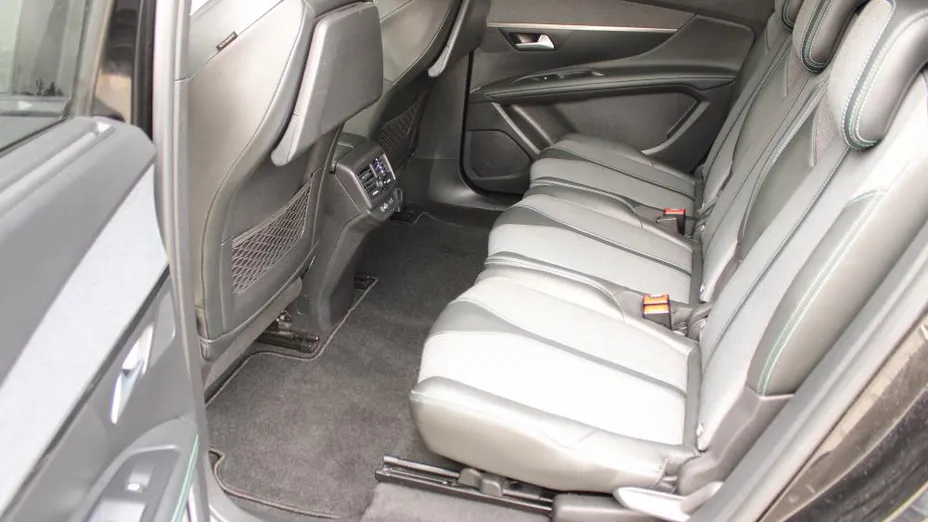 PEUGEOT 5008 5008 2.0 BlueHDi Allure Pack S&S EAT8