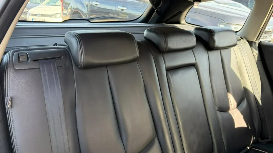 MAZDA 6 -