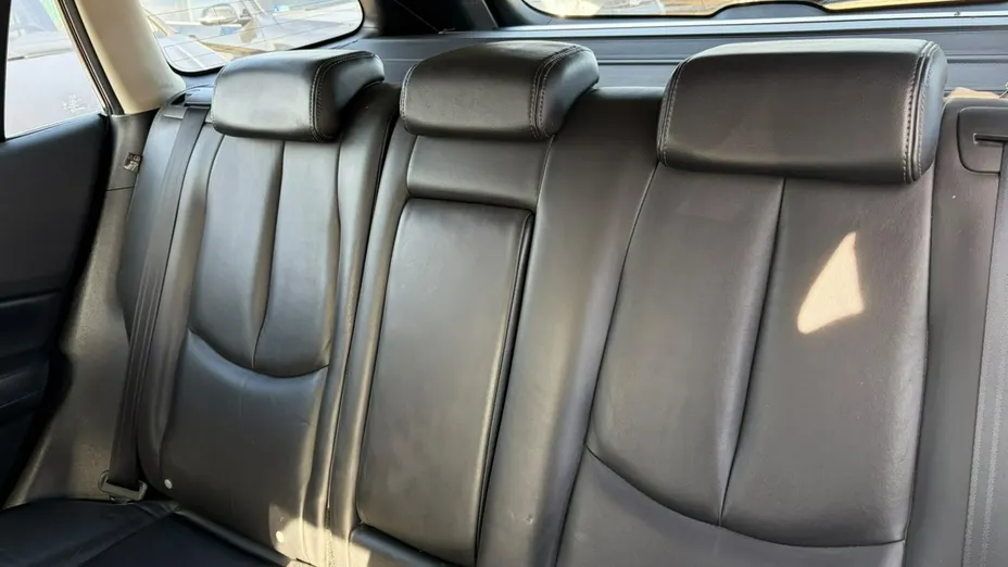 MAZDA 6 -