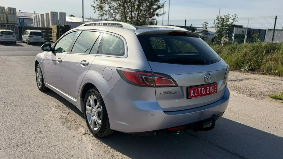 MAZDA 6 -
