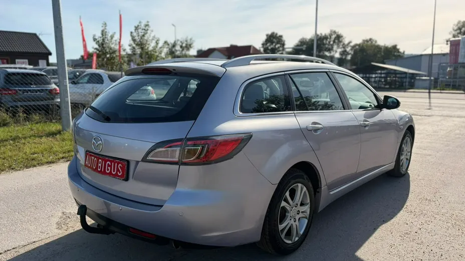 MAZDA 6 -