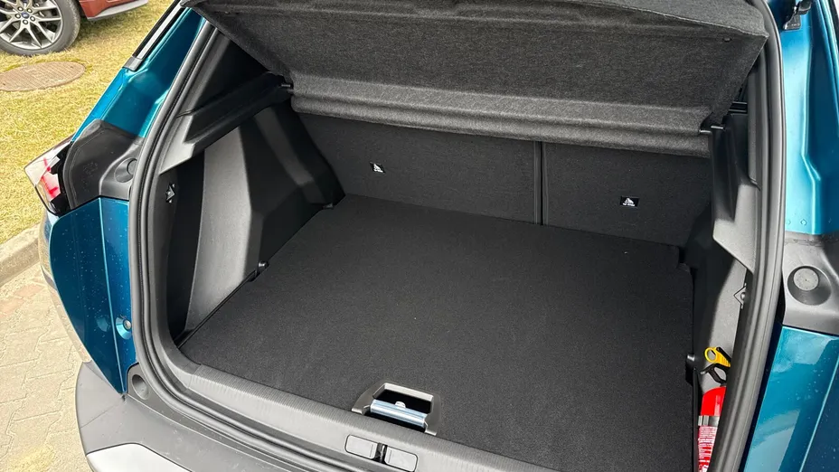 PEUGEOT 2008 2008 PureTech mHEV GT Exclusive e-DCS6 Nowy