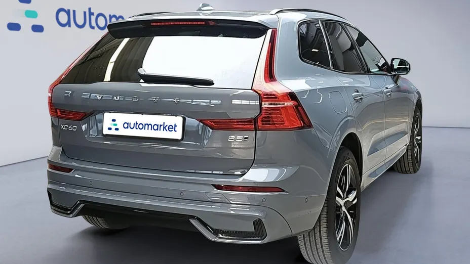 VOLVO XC60 XC60 B5 B AWD R-Design aut