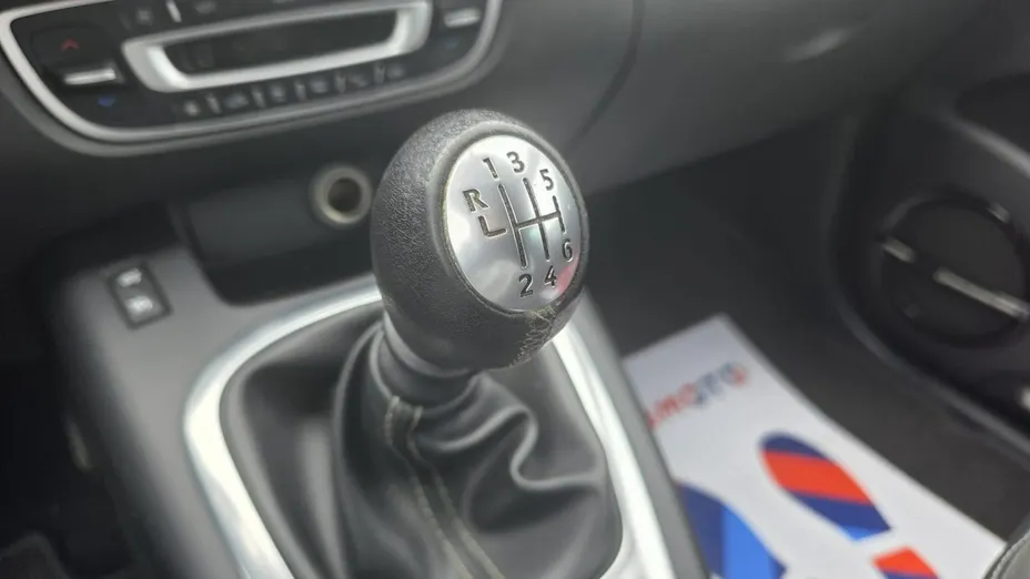 RENAULT Grand Scenic -