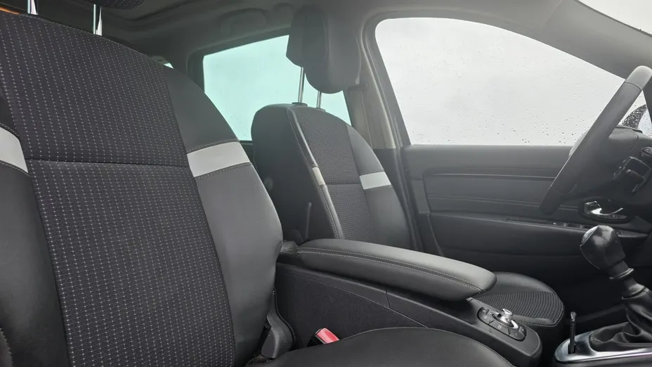 RENAULT Grand Scenic -