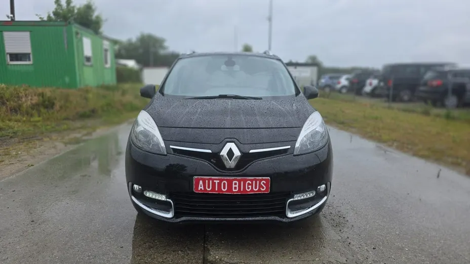 RENAULT Grand Scenic -