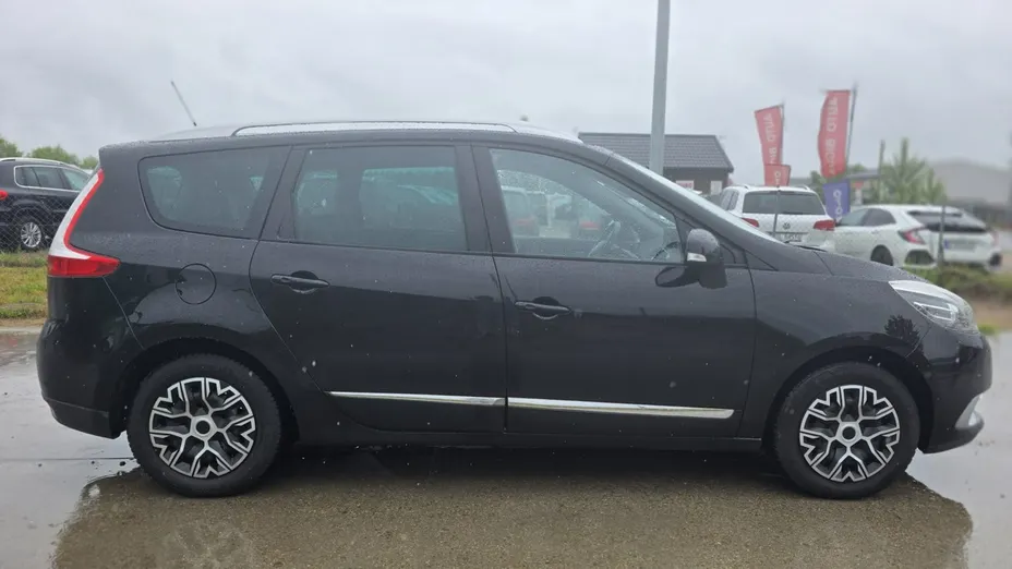 RENAULT Grand Scenic -
