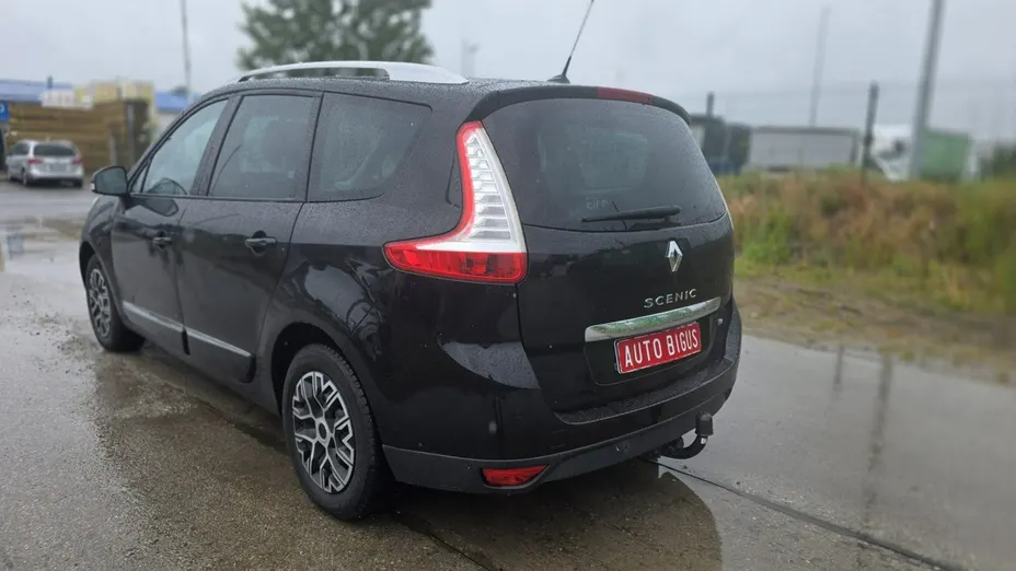 RENAULT Grand Scenic -