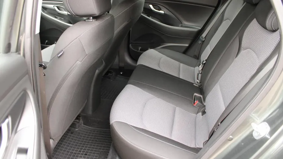 HYUNDAI i30 i30 1.5 DPI Modern