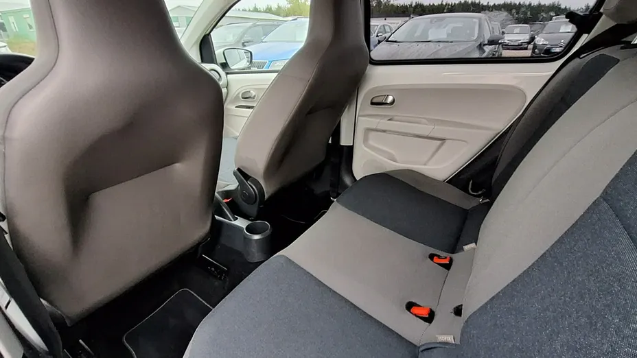 VOLKSWAGEN up! -