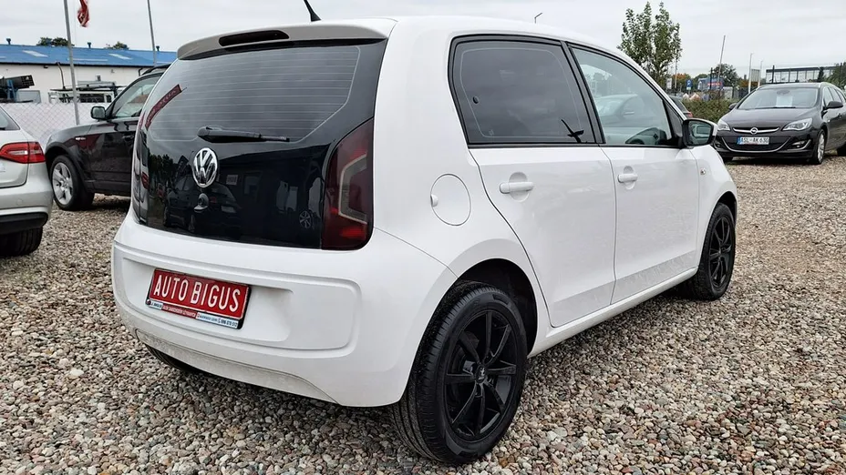 VOLKSWAGEN up! -