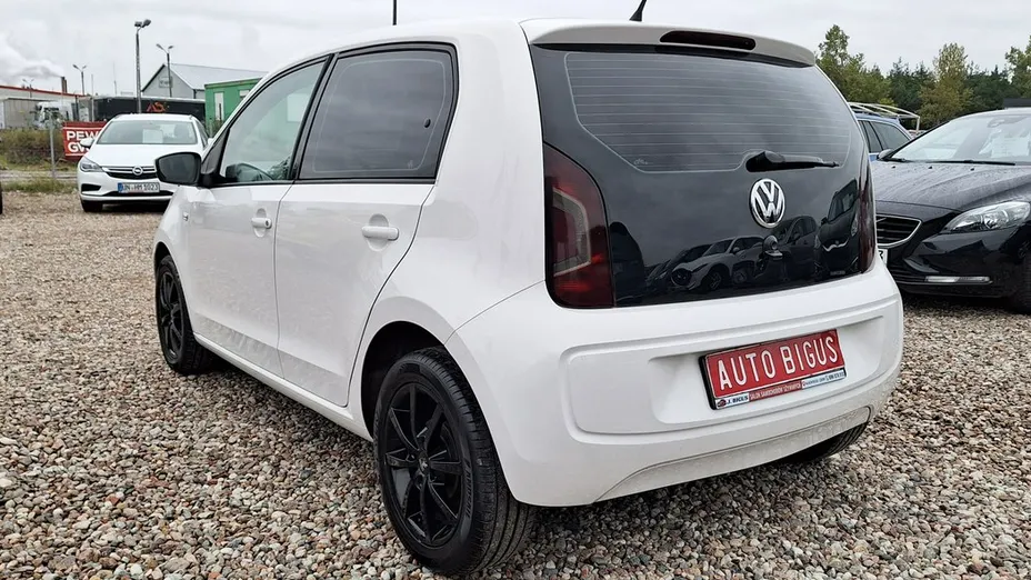 VOLKSWAGEN up! -