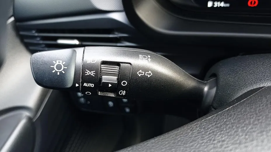 HYUNDAI i20 i20 1.2 Modern