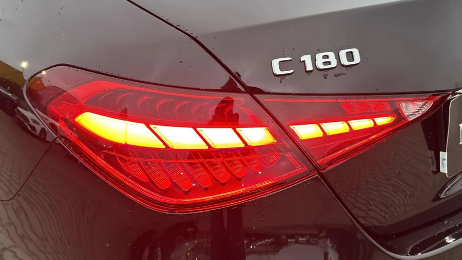 MERCEDES-BENZ C Klasa C 180 mHEV AMG