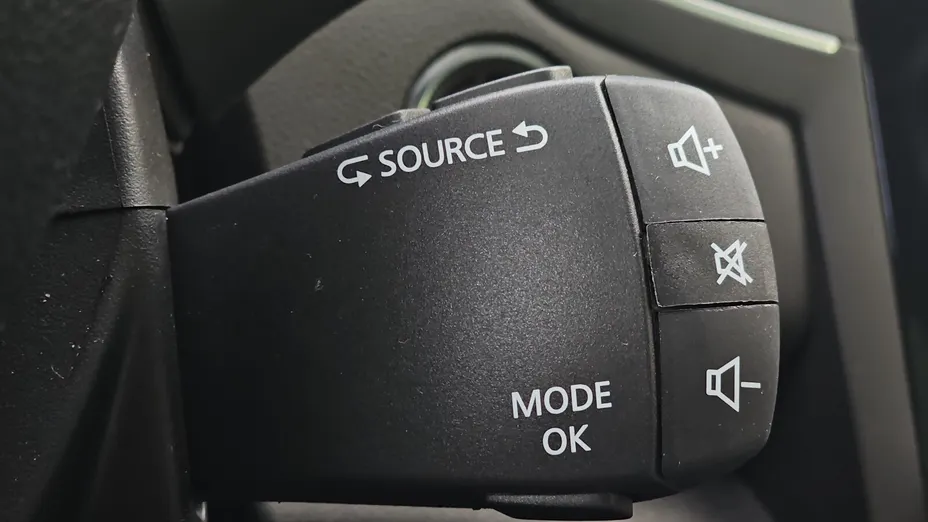 RENAULT Megane Megane 1.3 TCe FAP Intens EDC