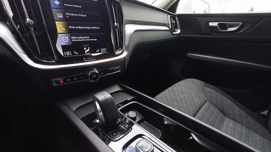 VOLVO V60 V60 CC Core B4 D AWD aut