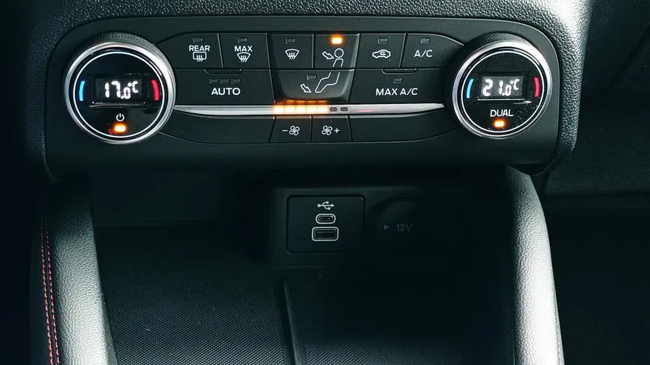 FORD Kuga Kuga 2.5 FHEV FWD ST-Line