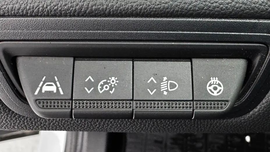 RENAULT Captur Captur 1.3 TCe mHEV Techno EDC