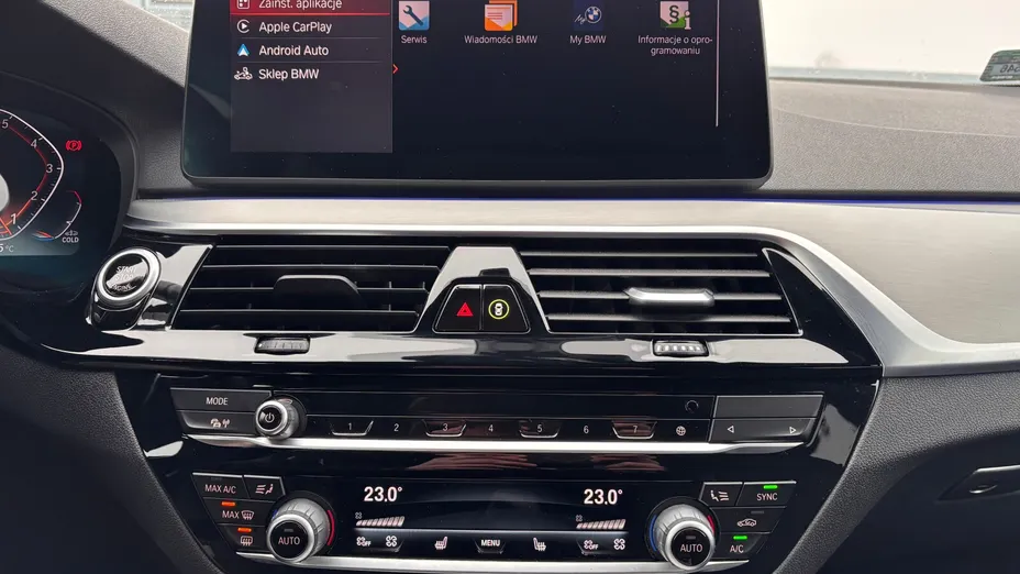 BMW Seria 5 530i xDrive GPF M Sport sport-aut