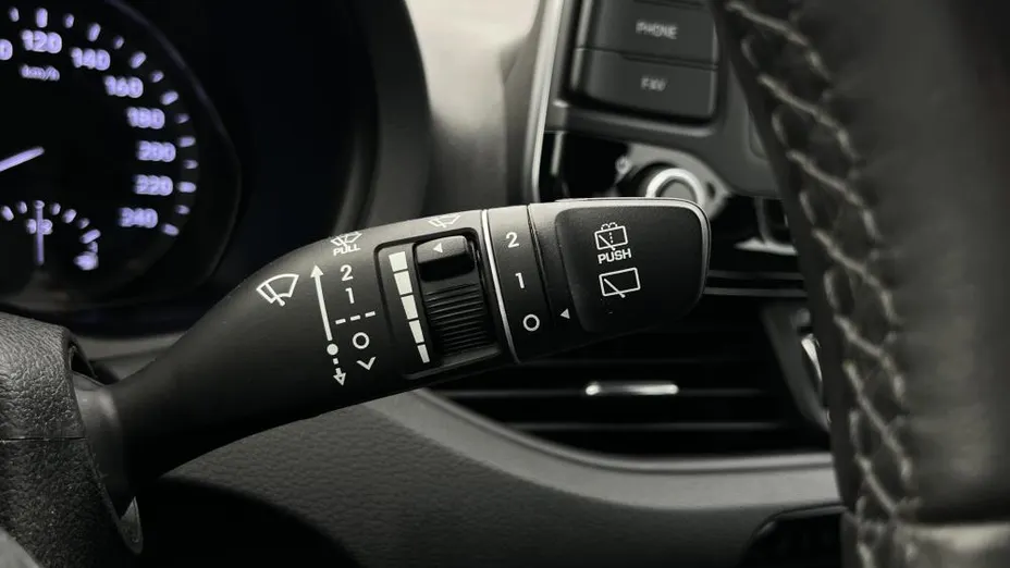 HYUNDAI i30 i30 1.5 DPI Modern