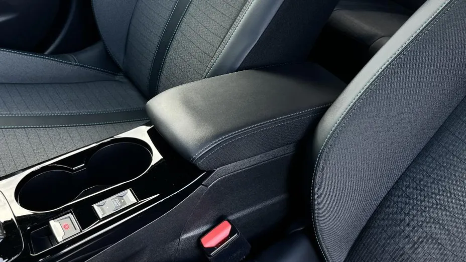 PEUGEOT 2008 2008 1.2 PureTech Allure S&S EAT8