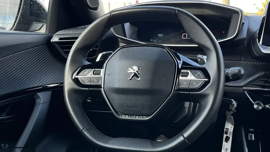 PEUGEOT 2008 2008 1.2 PureTech Allure S&S EAT8