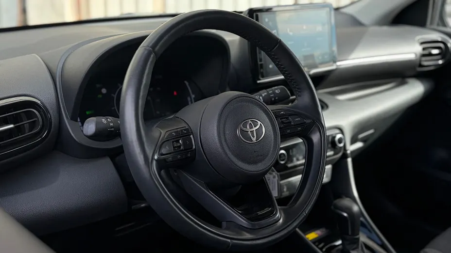 TOYOTA Yaris Yaris Hybrid 1.5 Style