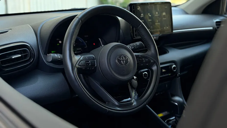 TOYOTA Yaris Yaris Hybrid 1.5 Style