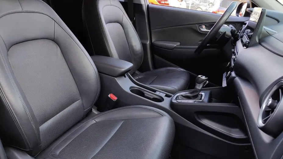 HYUNDAI Kona Kona 1.6 GDI Hybrid Executive DCT