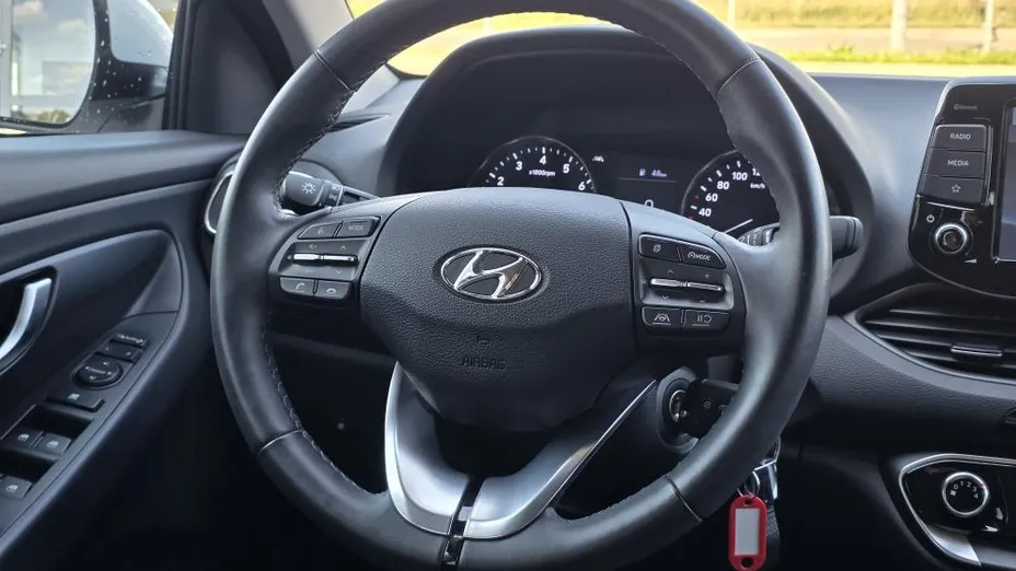 HYUNDAI i30 i30 1.0 T-GDI Modern